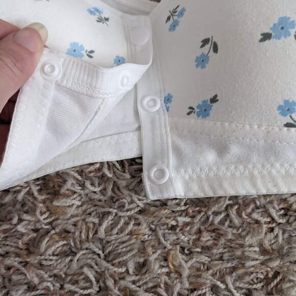 Set of 2 Snap Front Wireless Bras Sz XL - Picture 4 of 6